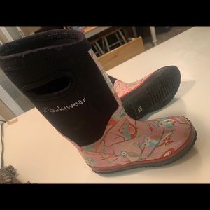 Girls rain boots
